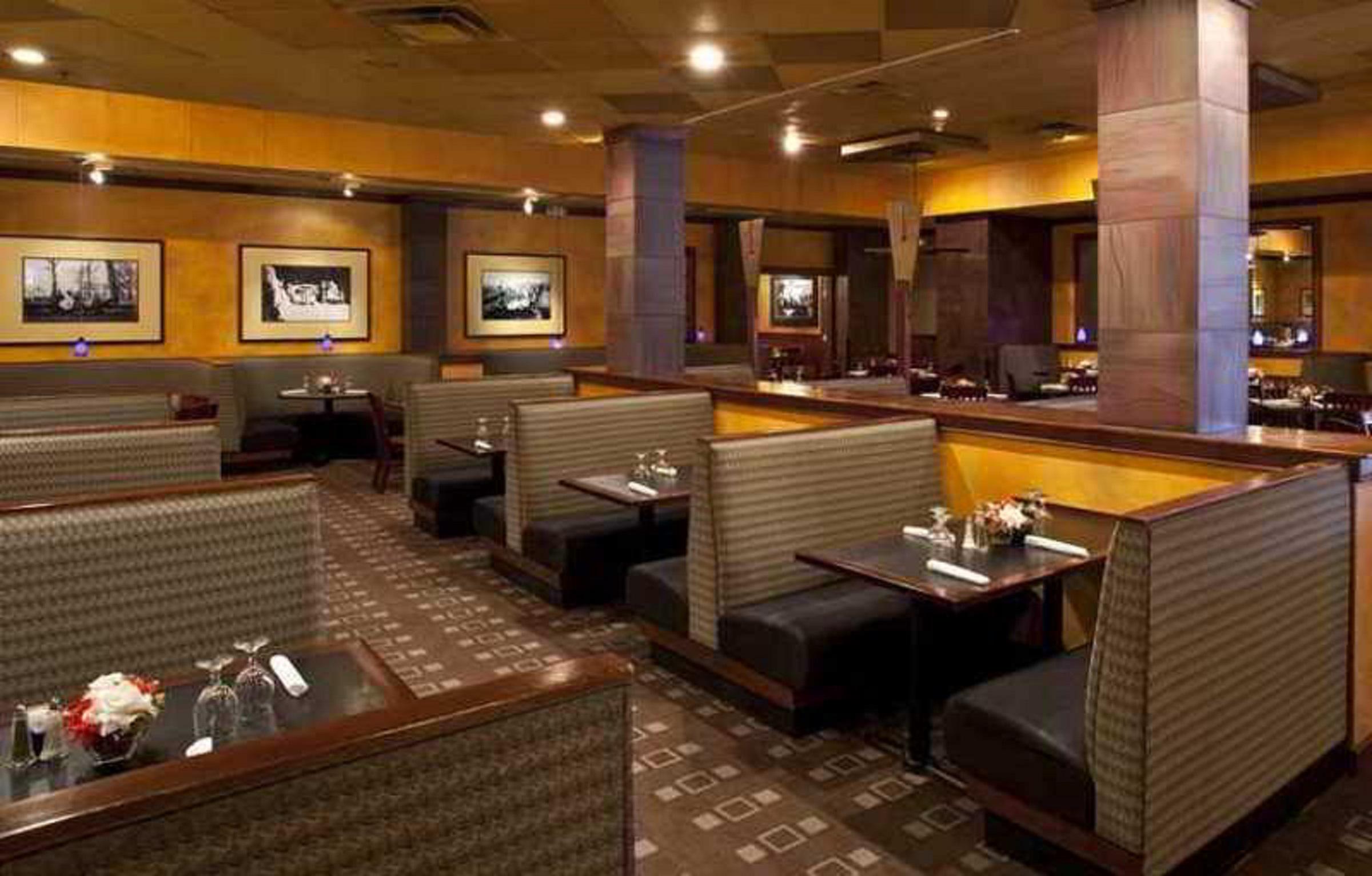 Doubletree By Hilton Hotel Tallahassee Esterno foto