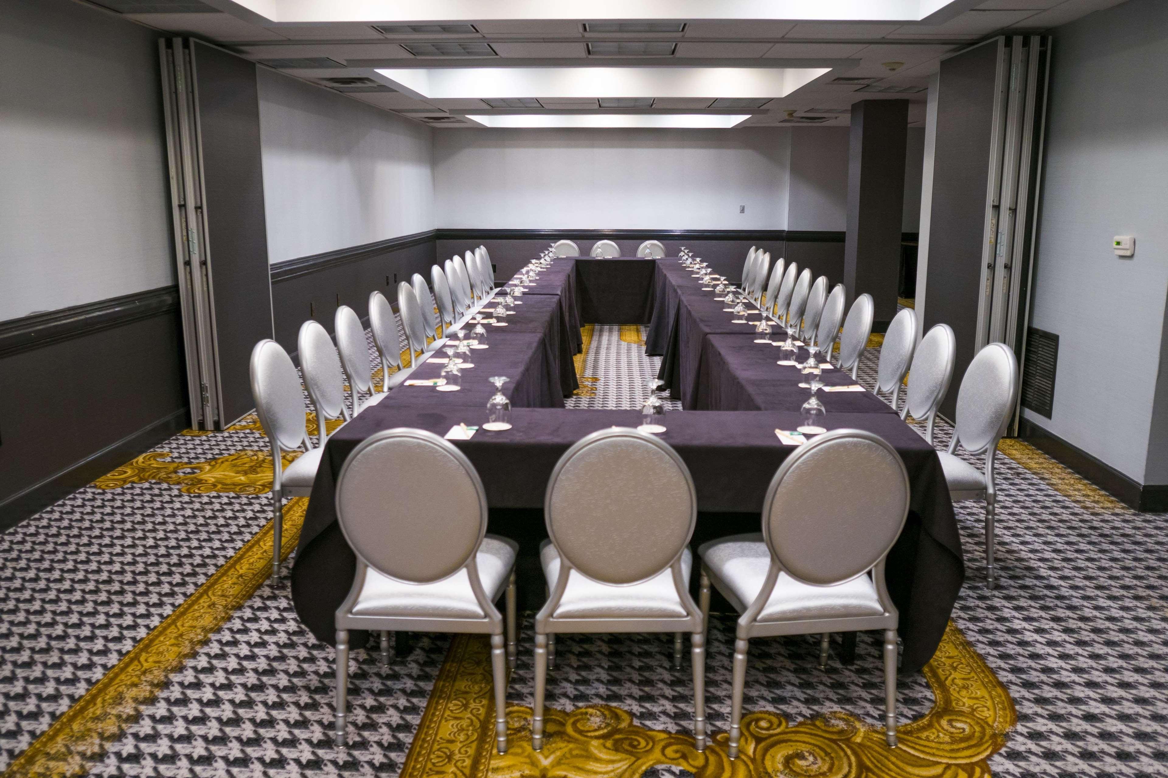Doubletree By Hilton Hotel Tallahassee Esterno foto