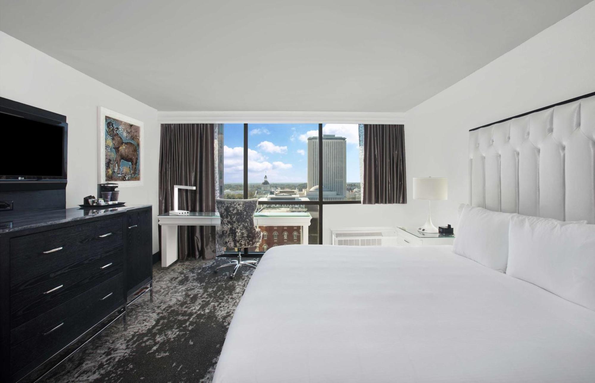 Doubletree By Hilton Hotel Tallahassee Esterno foto