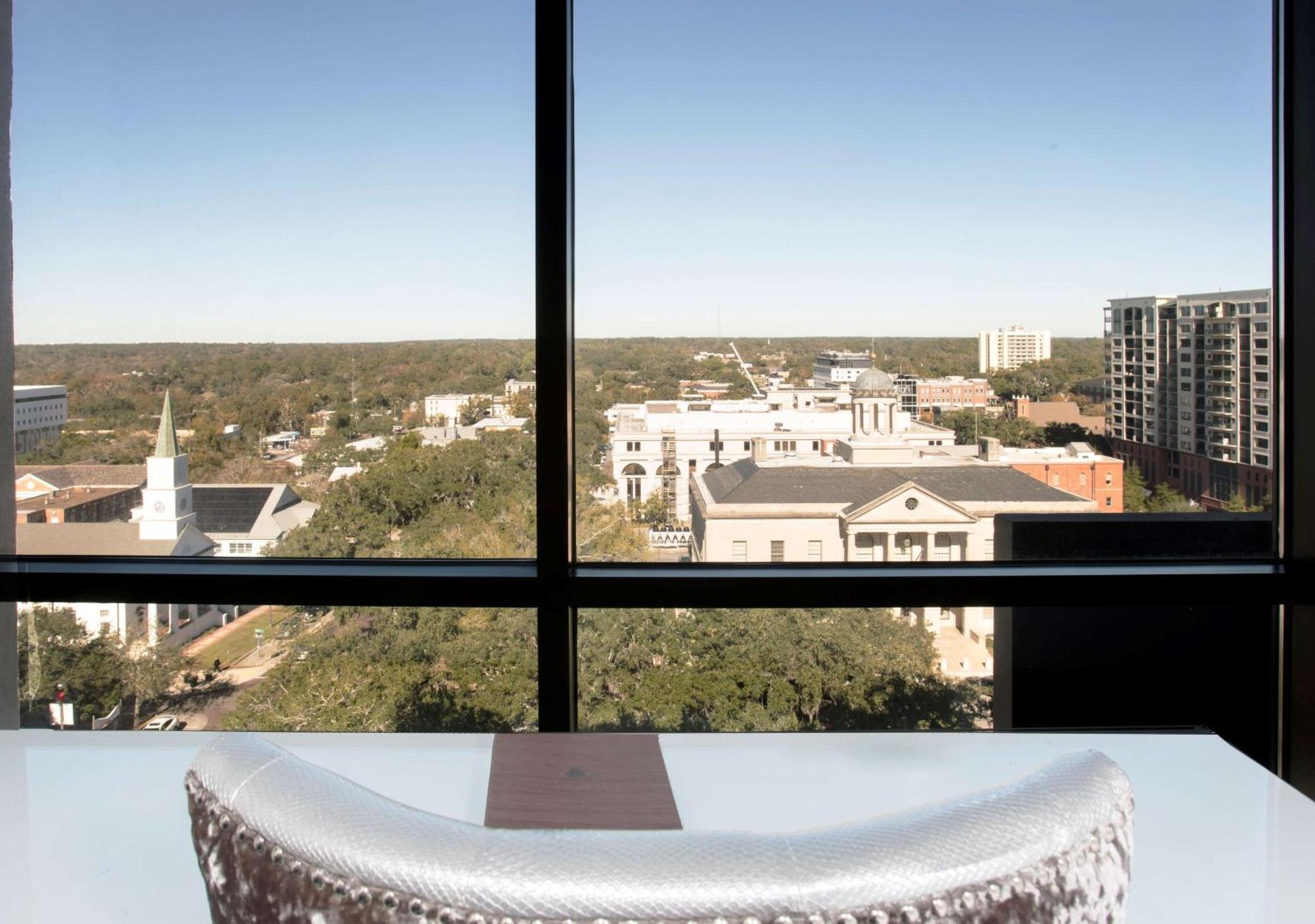 Doubletree By Hilton Hotel Tallahassee Esterno foto